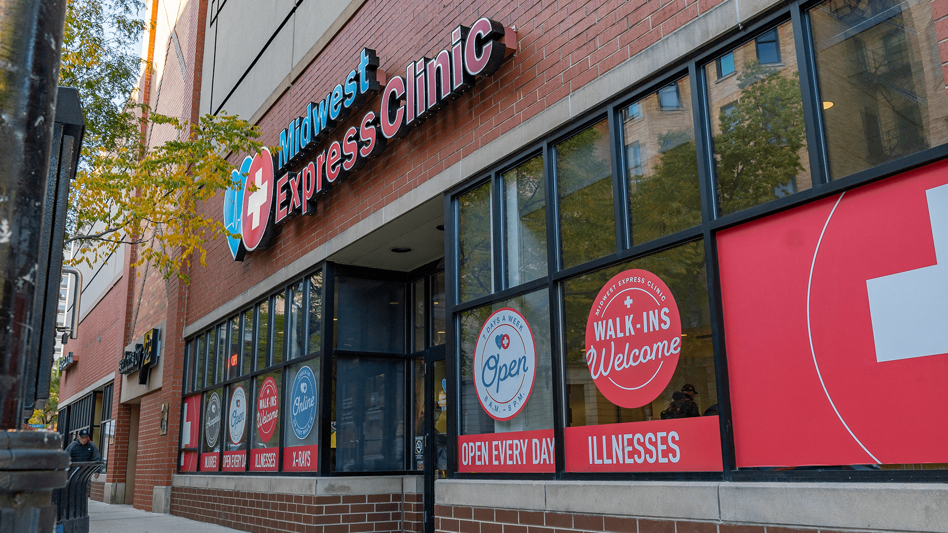 Midwest Express Clinic Lakeview Location
