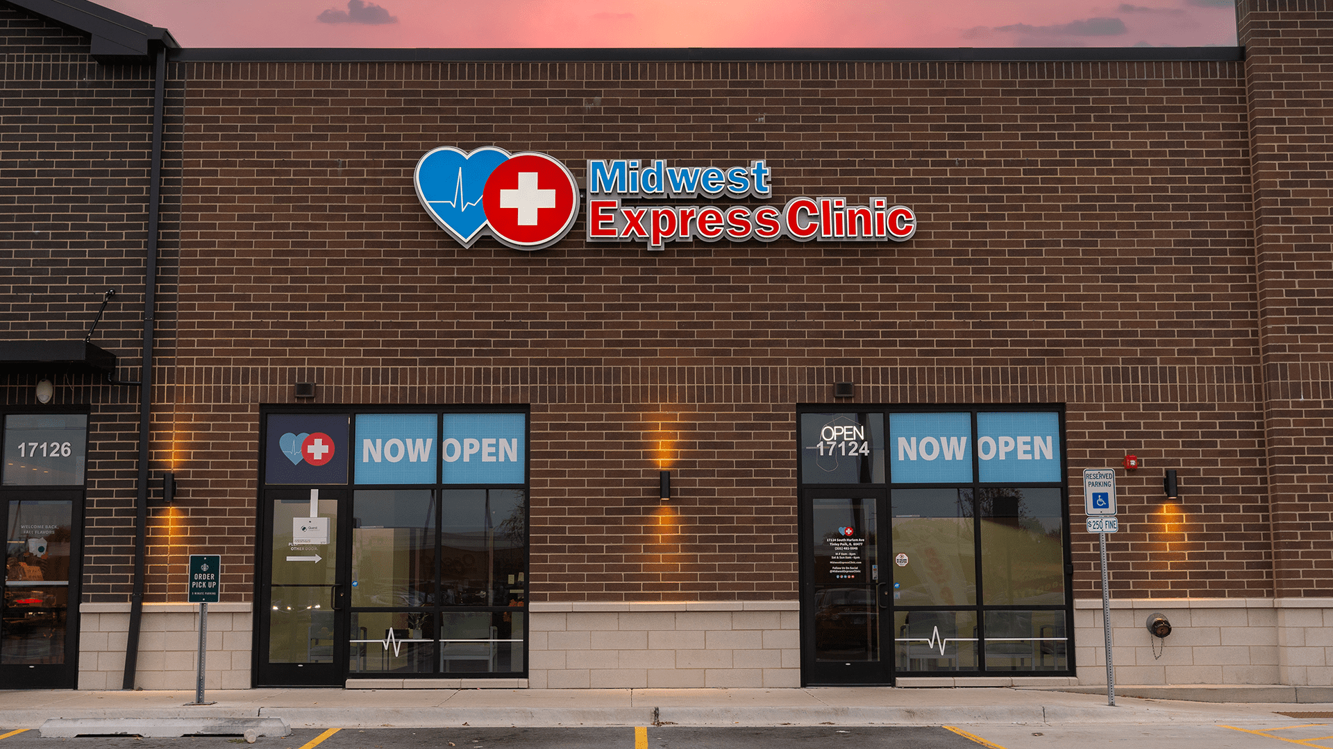 Midwest Express Clinic Tinley Park on Harlem Location